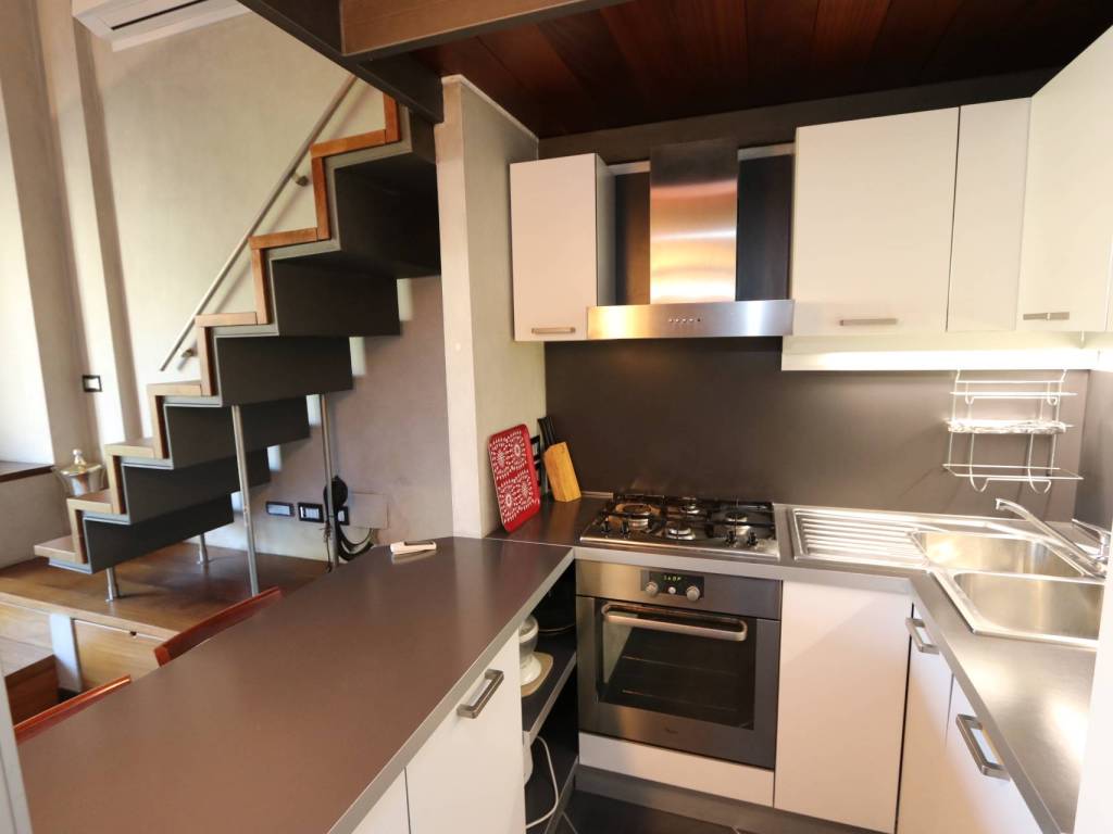 Appartamento a Genova in Via Amba Alagi - Foto 2
