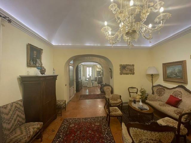 Villa a Vesime in Piazza Vittorio Emanuele II - Foto 4