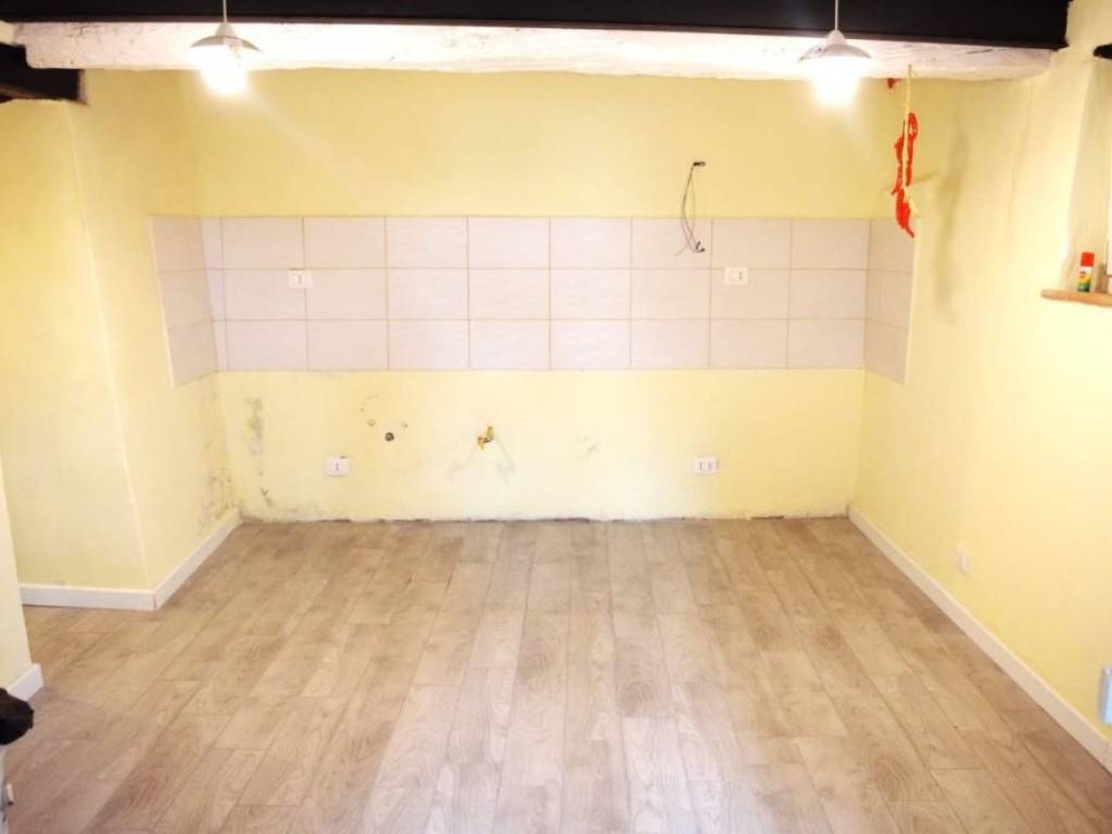 Appartamento a Castiglione del lago in Via del Giglio - Foto 3