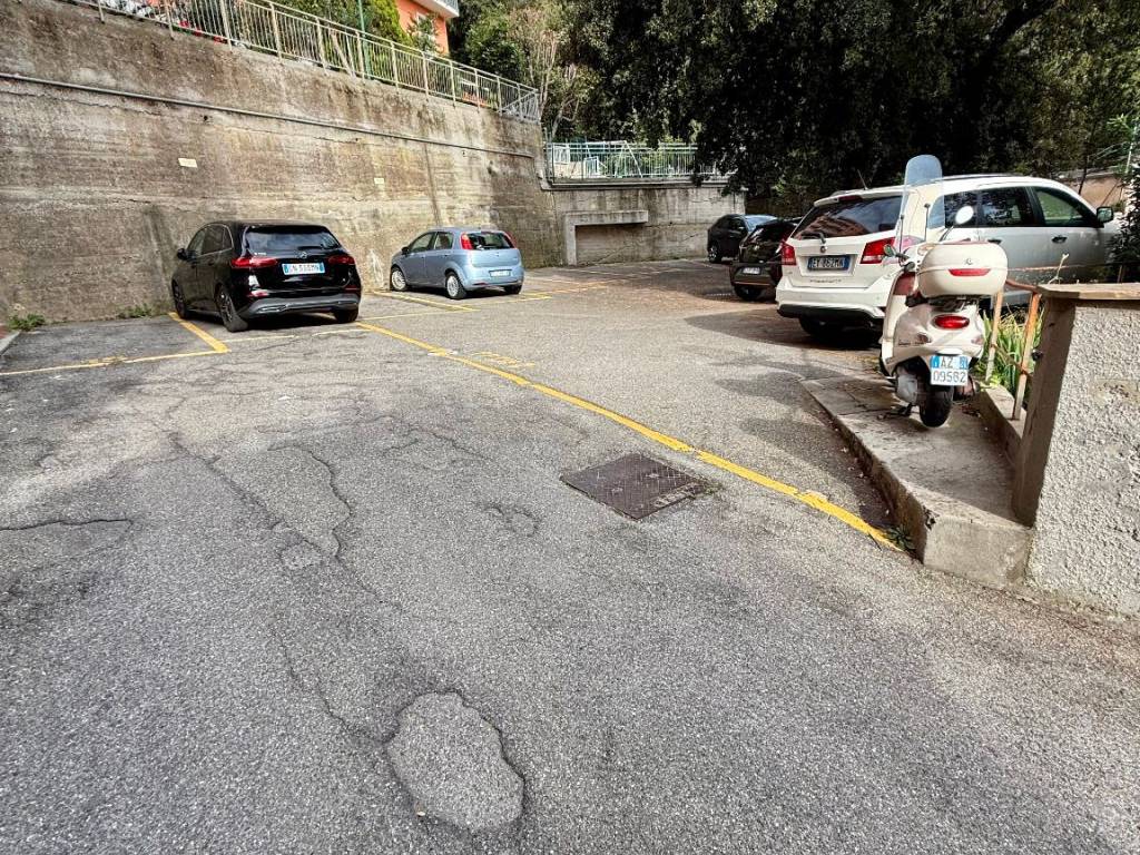 Appartamento a Genova in Via Sotto il Monte, 2 - Foto 2
