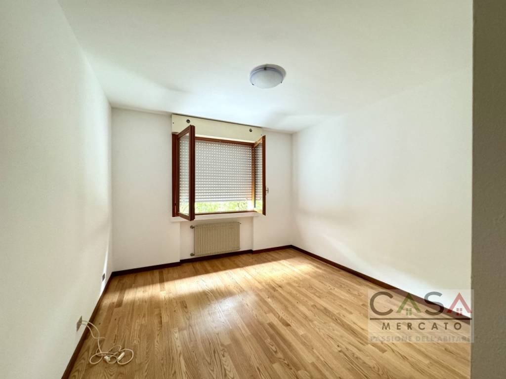 Appartamento a Caneva in Via Ippolito Nievo - Foto 5