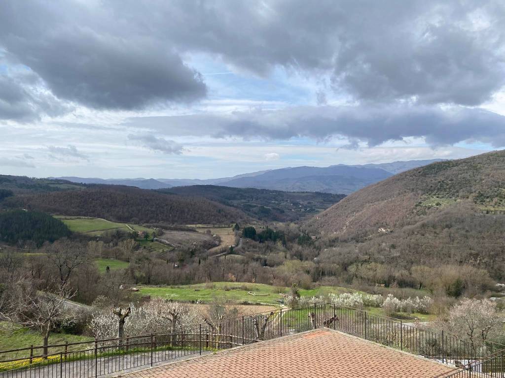 Appartamento a Chitignano in Strada Provinciale di Chitignano - Foto 4