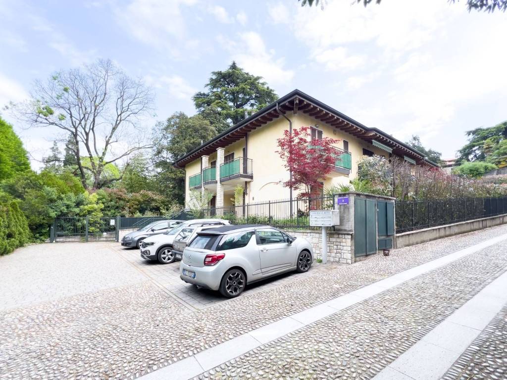 Appartamento a Merate in Via San Giuseppe, 3 - Foto 2