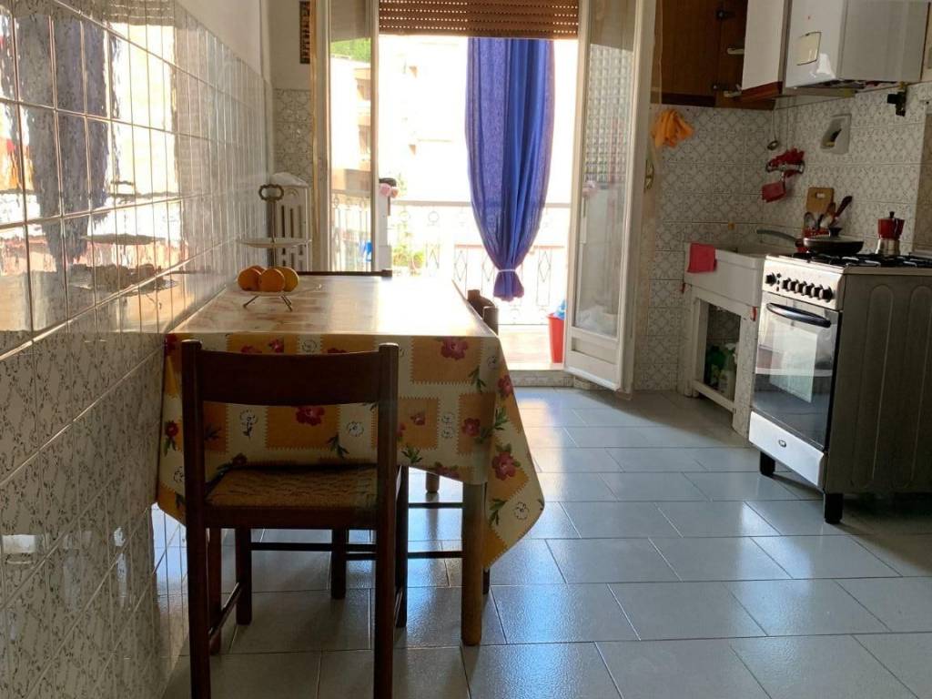 Appartamento a Ancona in Via Martiri della Resistenza - Foto 2