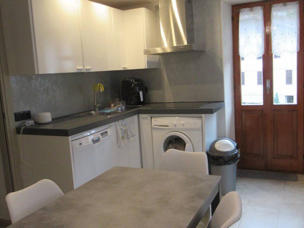 Appartamento a Caspoggio in Via Ezio Vanoni, 3 - Foto 4