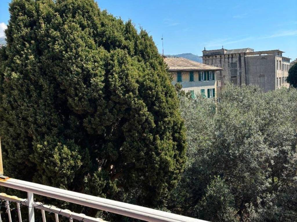 Appartamento a Genova in Via Emilio Massone - Foto 4