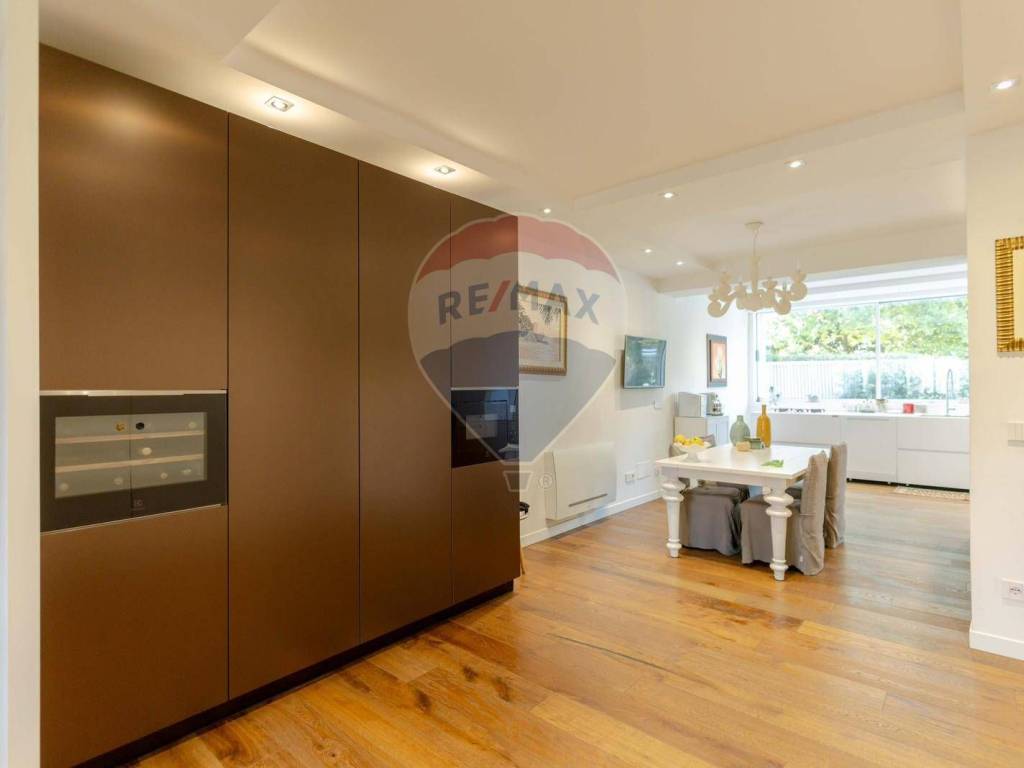 Villa a Bari in Corso Alcide De Gasperi - Foto 2