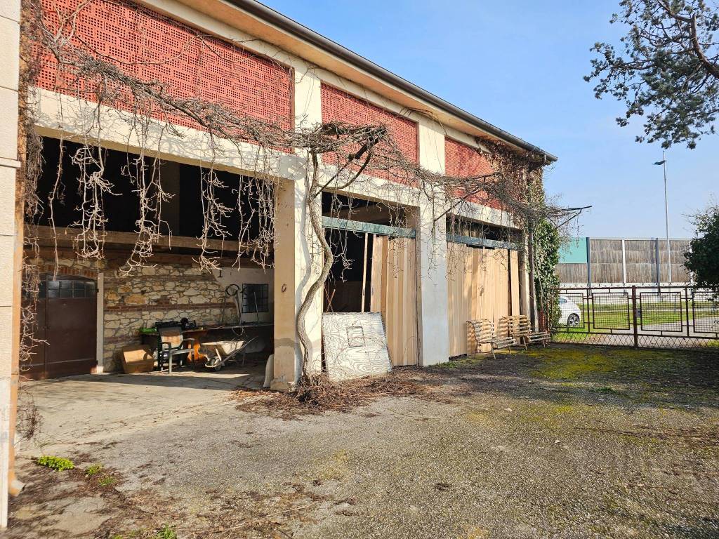 Rustico / casale a Montegaldella in Via Ca' Mora, 5 - Foto 3