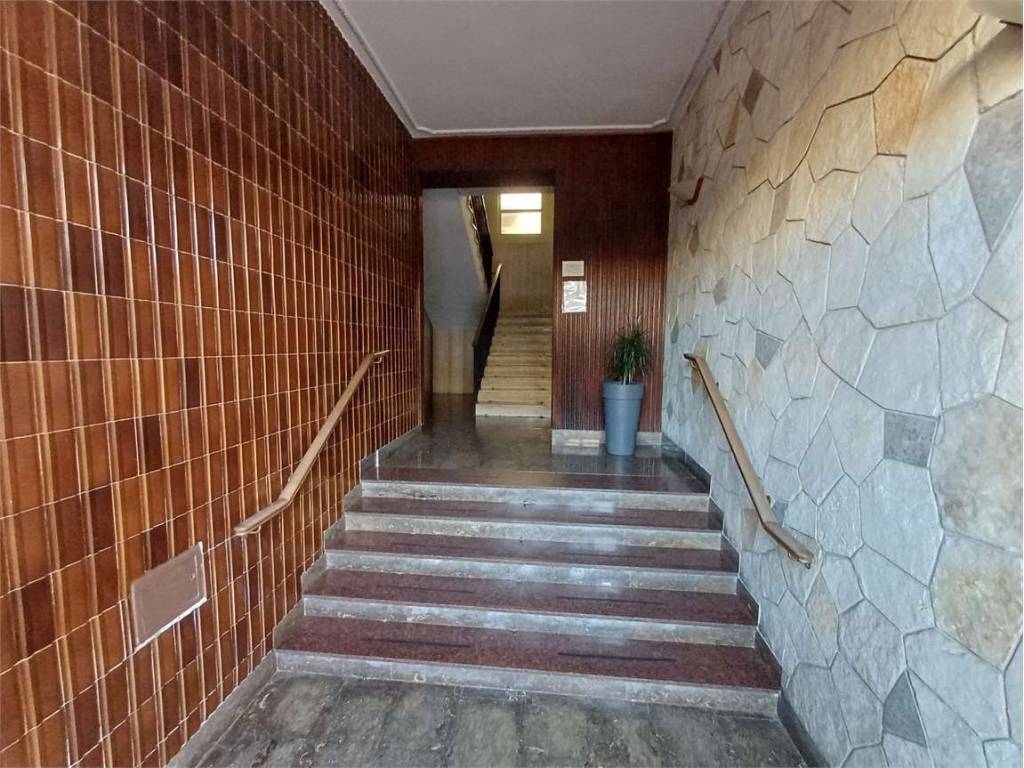 Appartamento a Brindisi in Via Fratelli Cervi, 9 - Foto 2