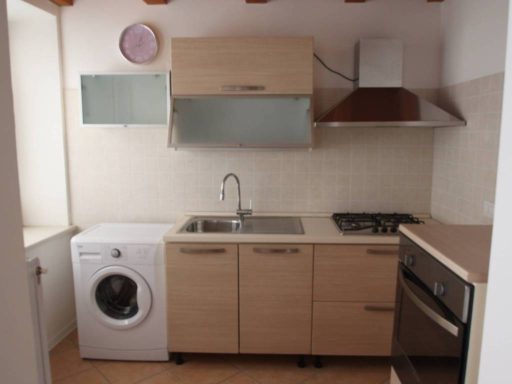 Appartamento a Gradisca d'isonzo in Via Petrarca, 4 - Foto 4