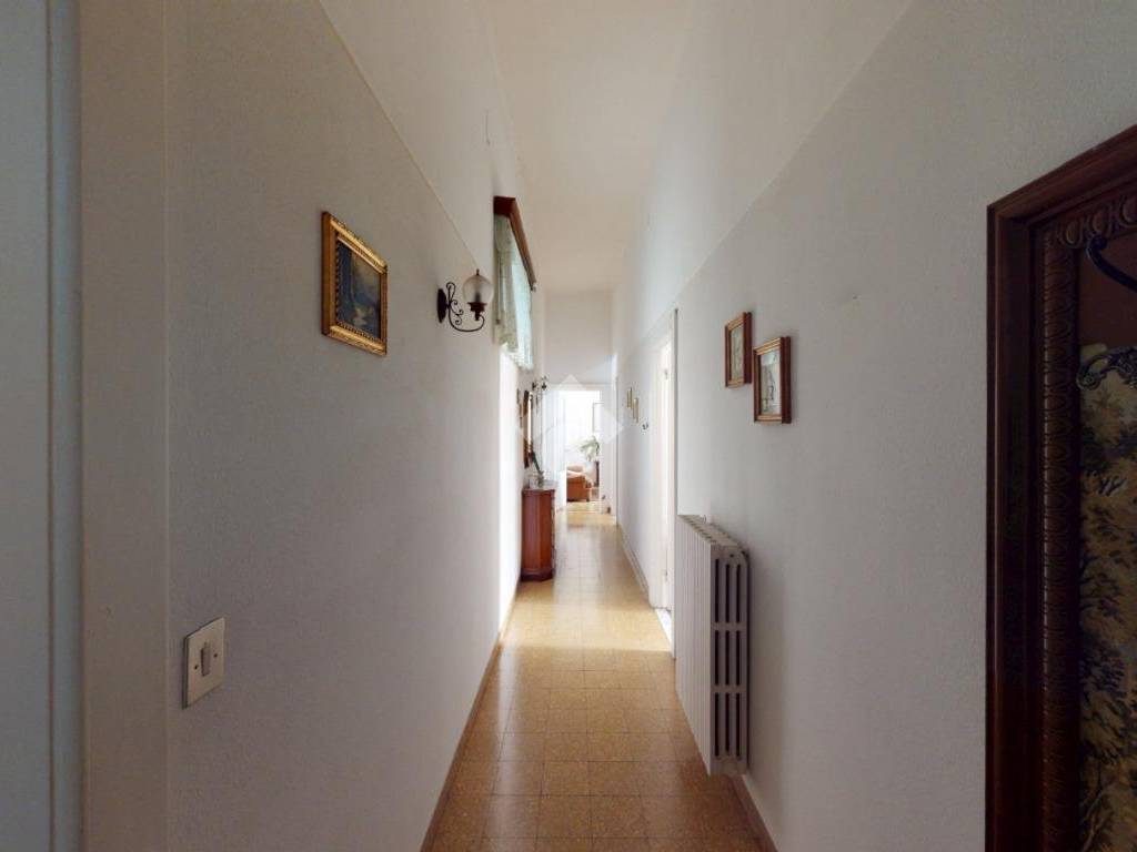 Appartamento a Brindisi in Via Lata, 46 - Foto 4