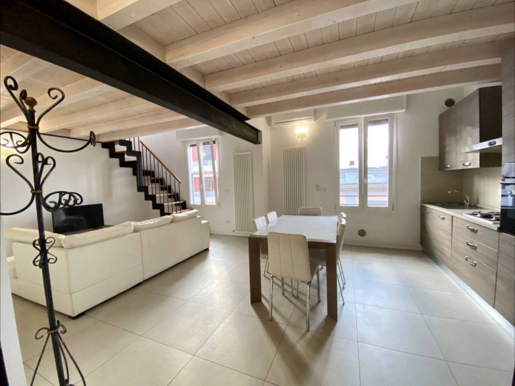 Attico / mansarda a Bologna in Via Giacomo Matteotti, 37 - Foto 2