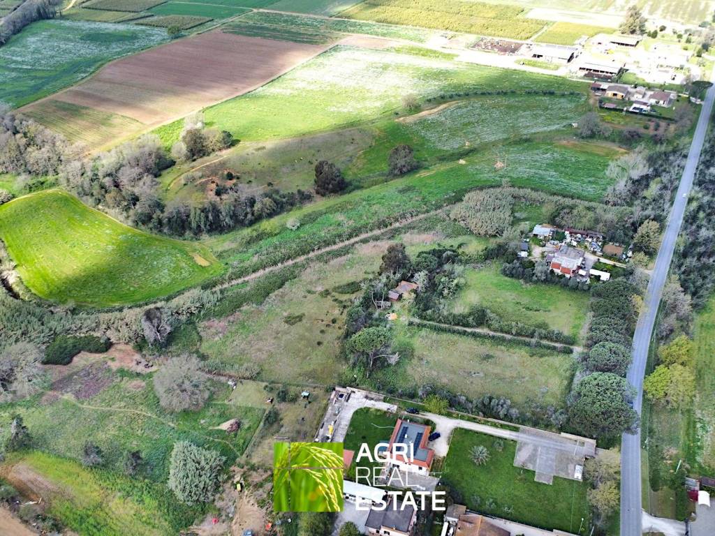 Terreno a Sabaudia in Strada Provinciale Litoranea - Foto 2