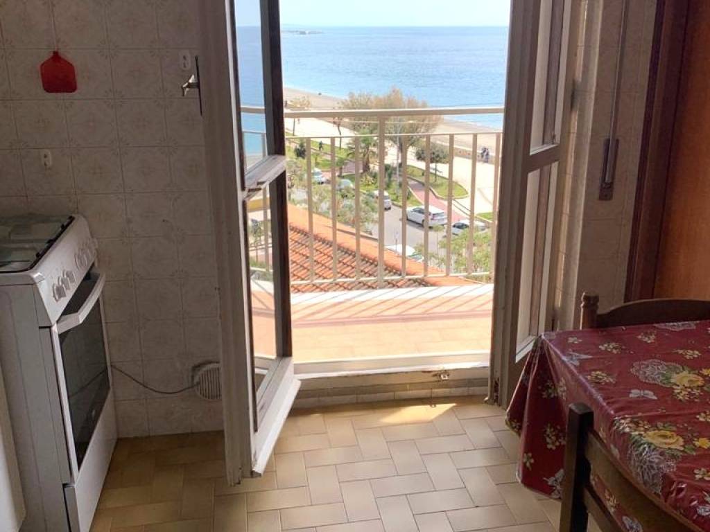 Appartamento a Catanzaro in Via Bausan, 34 - Foto 2