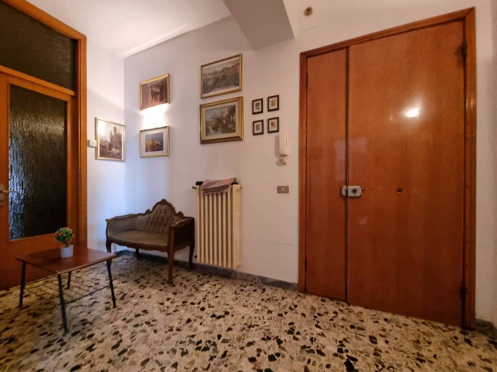 Appartamento a Loro piceno in Viale della Vittoria - Foto 2