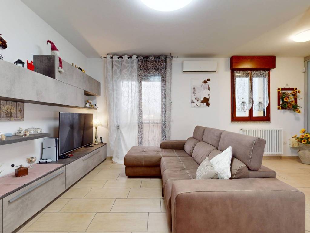 Appartamento a Rubiera in Viale Giacomo Matteotti - Foto 2