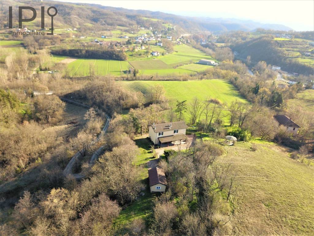 Villa a Piana crixia in Località Monte Bergone, 1 - Foto 5