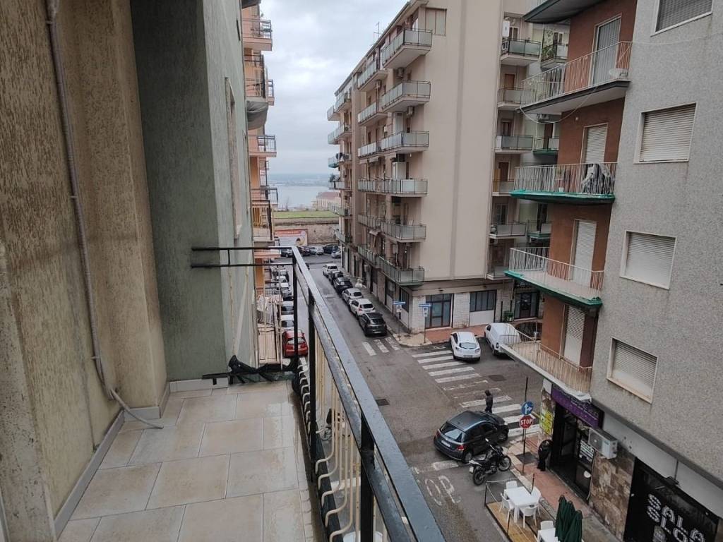 Appartamento a Taranto in Via Generale Giuseppe Messina, 62 - Foto 5