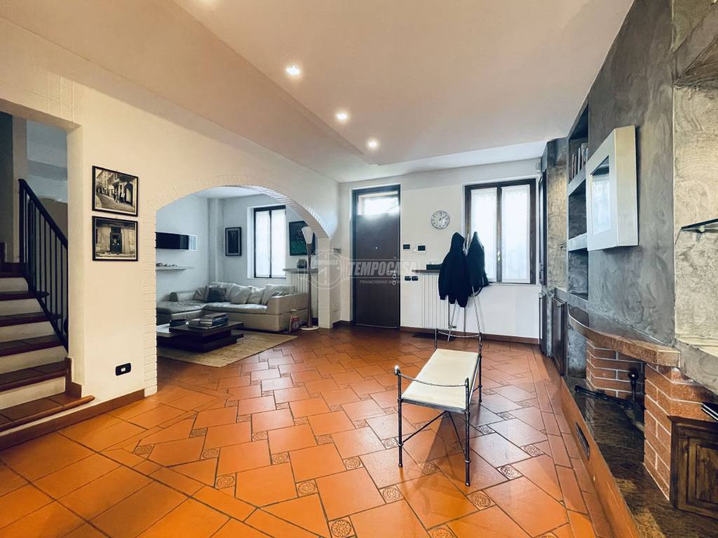 Villetta a schiera a Basiglio in Via Borgo del Majno - Foto 3