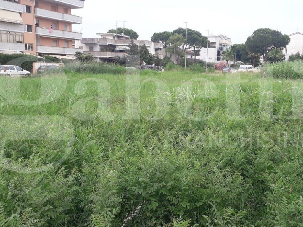 Terreno a Alba adriatica in Via Verona, snc - Foto 5