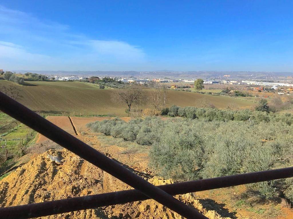 Attico / mansarda a Monterotondo in Via San Martino, 165 - Foto 2
