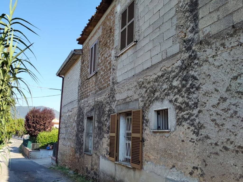 Casa indipendente a Alatri in Via della Noce - Foto 5