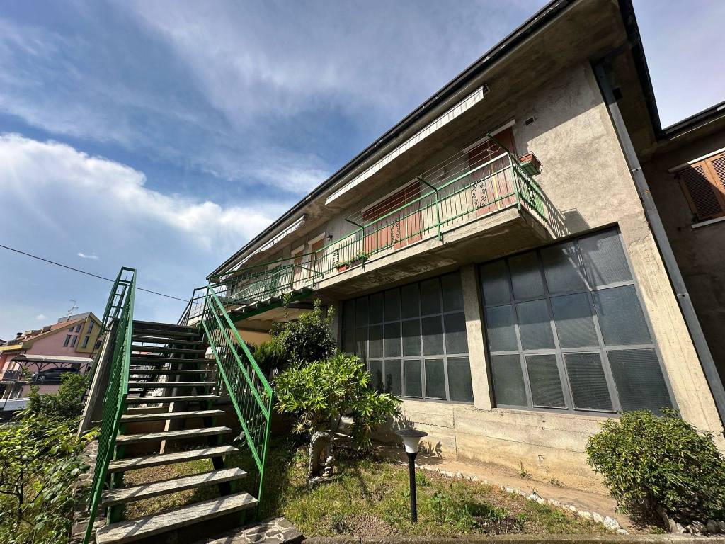 Appartamento a Brembate in Via Torri, 18 - Foto 2