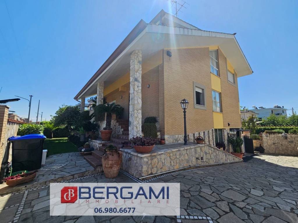 Villa a Nettuno in Via Beato Padre Pio, 5 - Foto 5