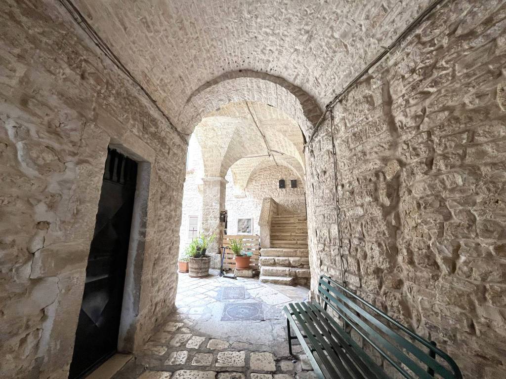 Appartamento a Bitetto in Via Monache, 9 - Foto 2