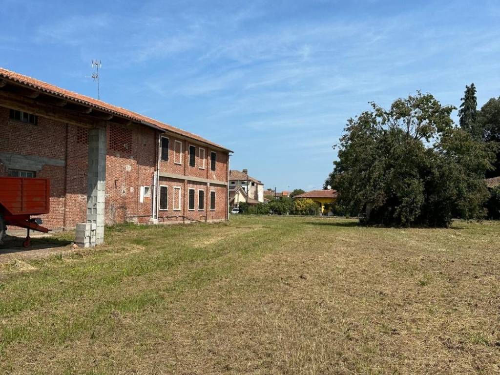 Casa indipendente a Salasco in Piazza Modesto Cugnolio, 2 - Foto 3