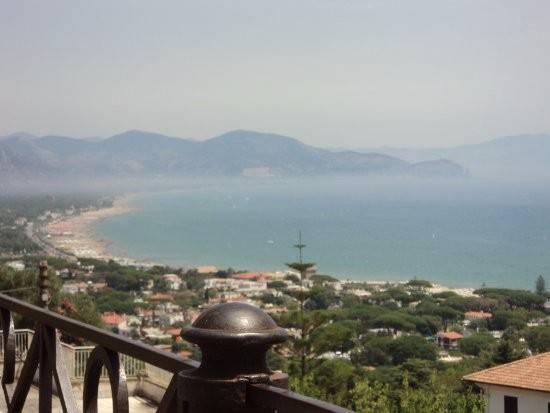 Appartamento a San felice circeo in Piazza Vittorio Veneto - Foto 3