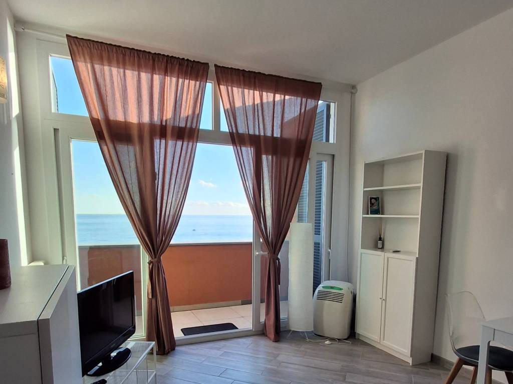 Appartamento a Arenzano in Piazza degli ulivi - Foto 4