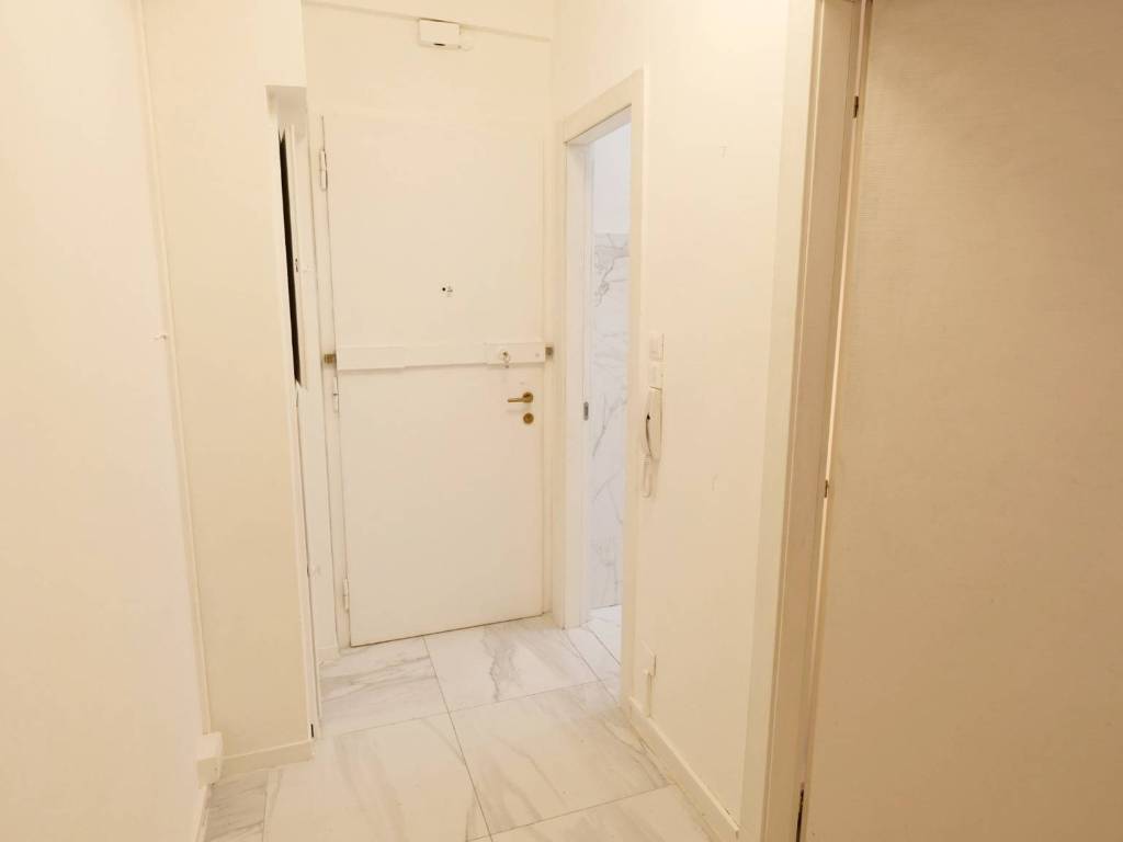 Appartamento a Trieste in Via Antonio Baiamonti, 19 - Foto 4
