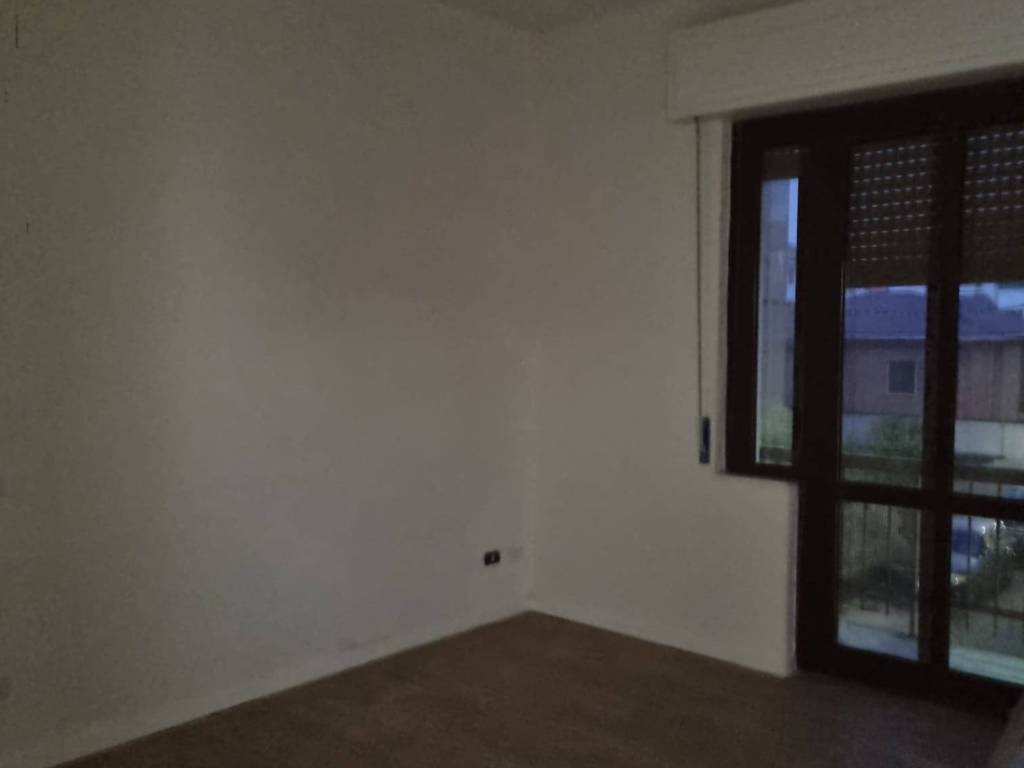 Appartamento a Trecate in Via Girondella - Foto 4