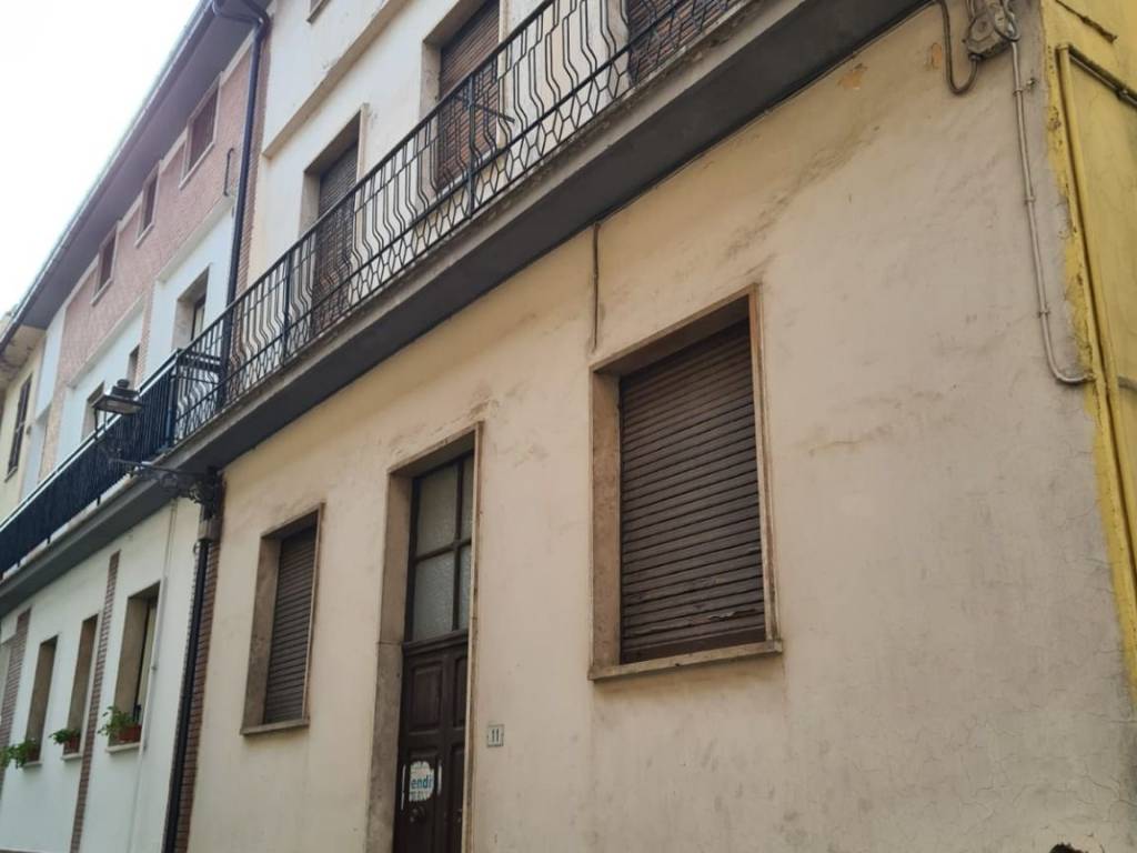Casa indipendente a Fiuggi in Viale Marcantonio Colonna - Foto 2
