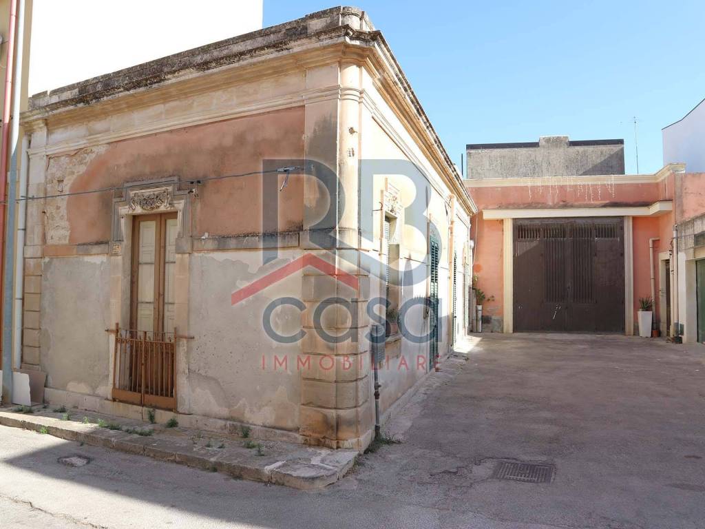 Casa indipendente a Ispica in Via Francesco Petrarca - Foto 5