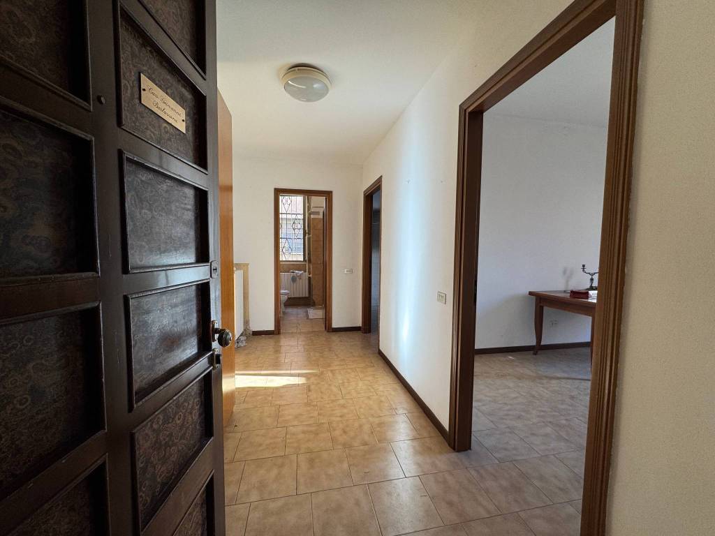 Appartamento a Lecco in Via Frà Galdino - Foto 3