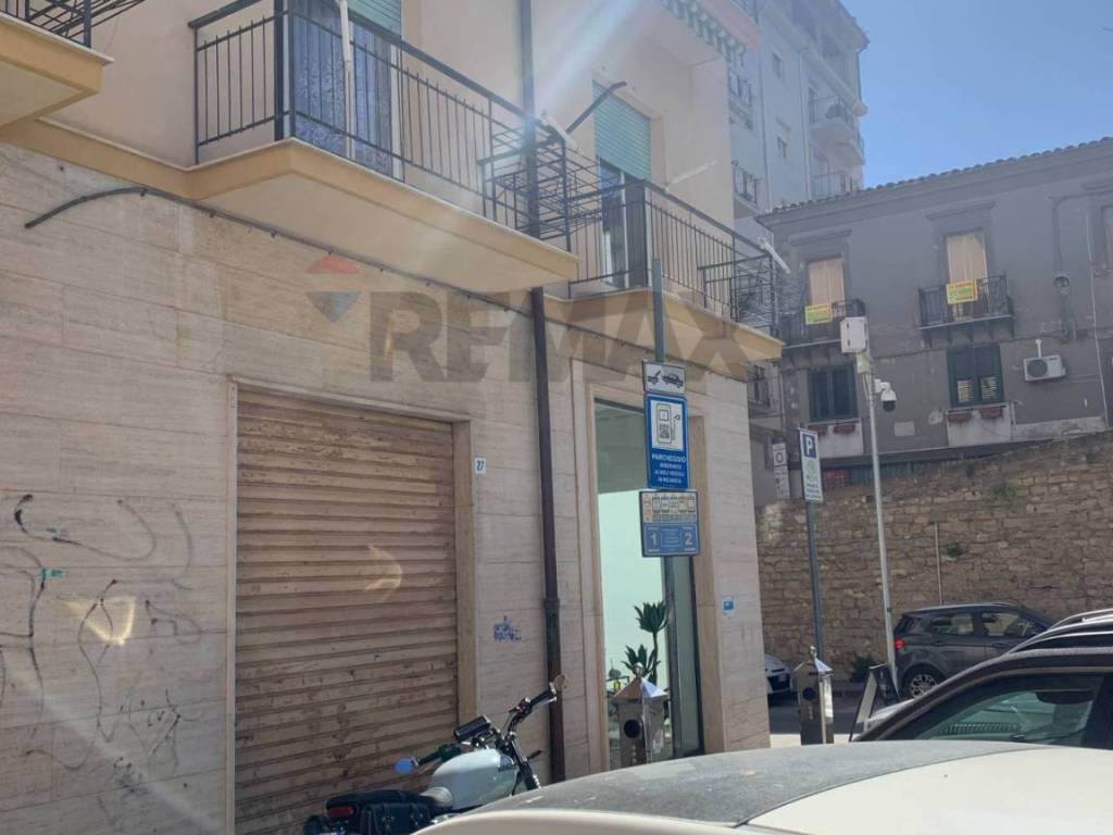 Appartamento a Caltanissetta in Piazza Marconi, 26 - Foto 3