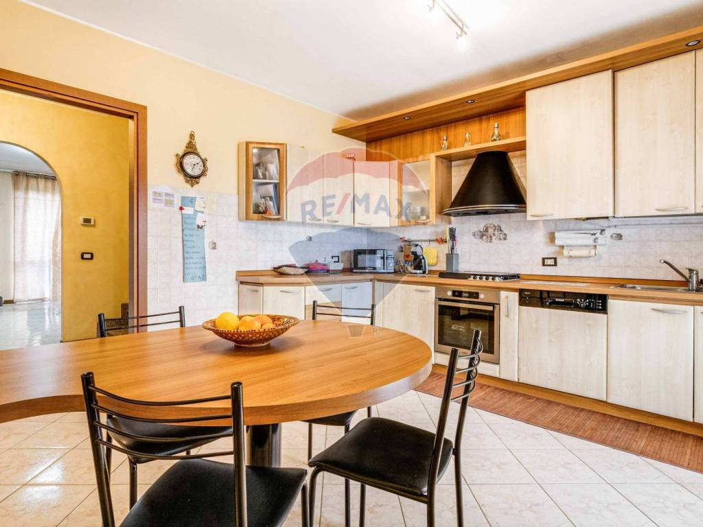 Villetta a schiera a Caronno pertusella in Via Edison, 192 - Foto 5