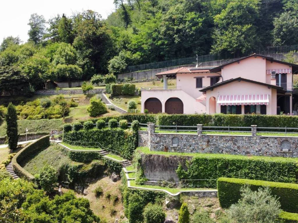 Villa a Laveno-mombello in Vicolo Professor Aubel, 1 - Foto 2