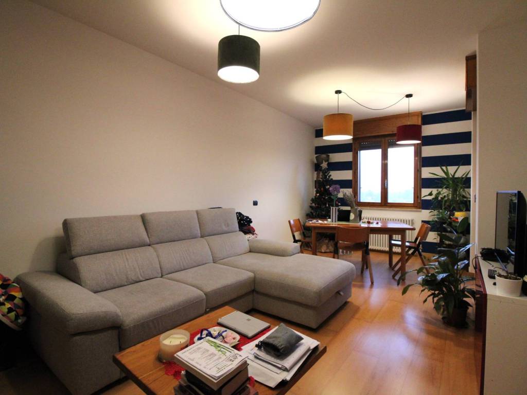 Appartamento a Reggio emilia in Via Passo Buole - Foto 4