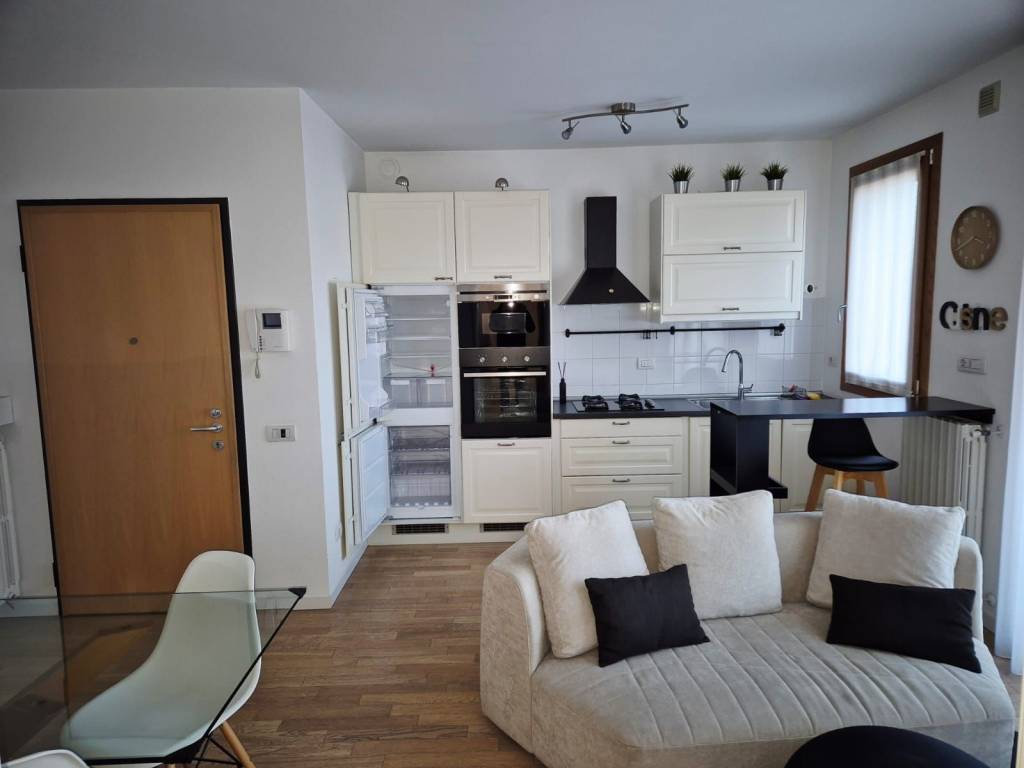 Appartamento a Arese in Via Senato, 13 - Foto 2