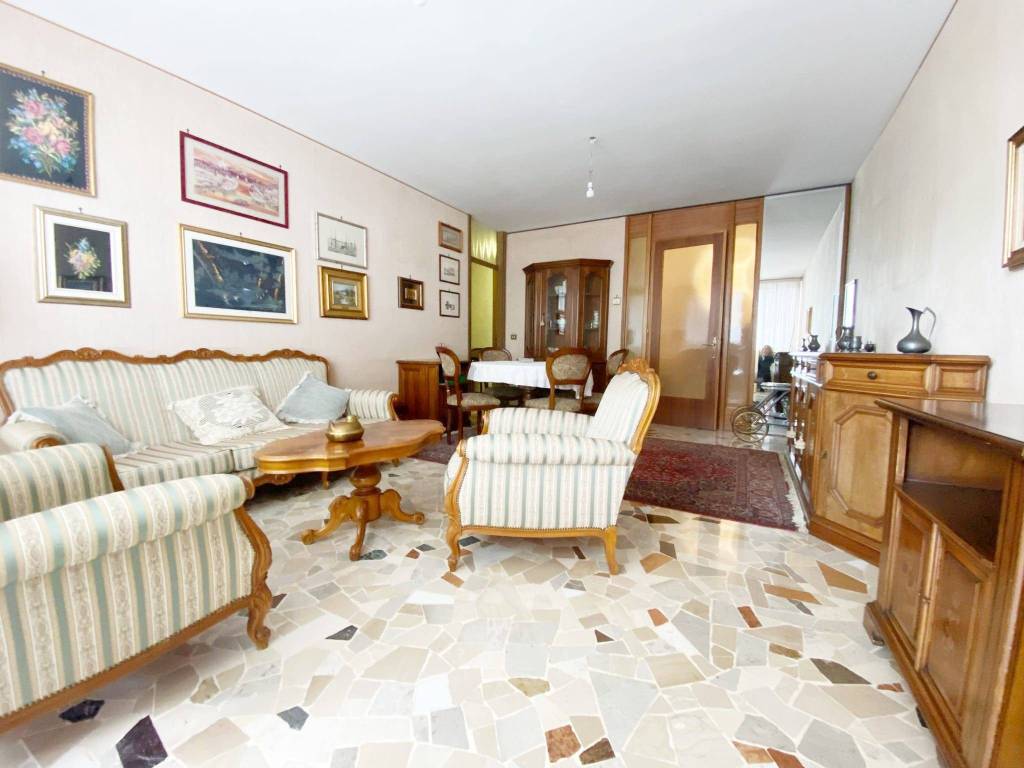 Appartamento a Udine in Via Antonio Caccia - Foto 3