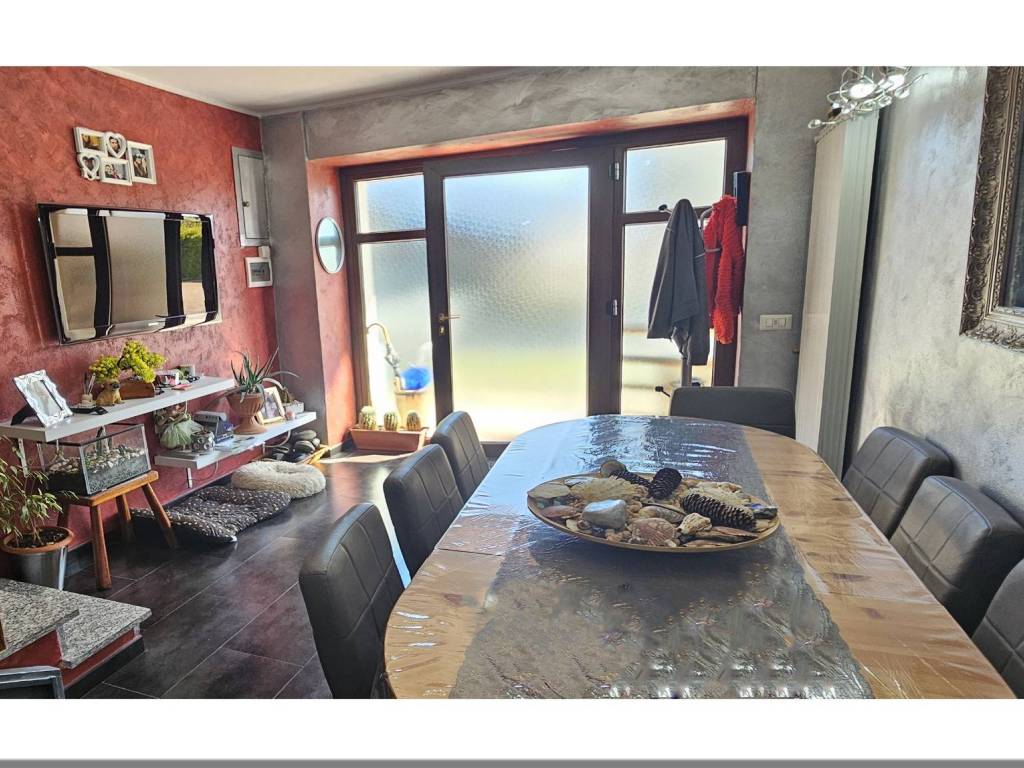 Casa indipendente a Dormelletto in Corso Camillo Benso di Cavour, 138 - Foto 3