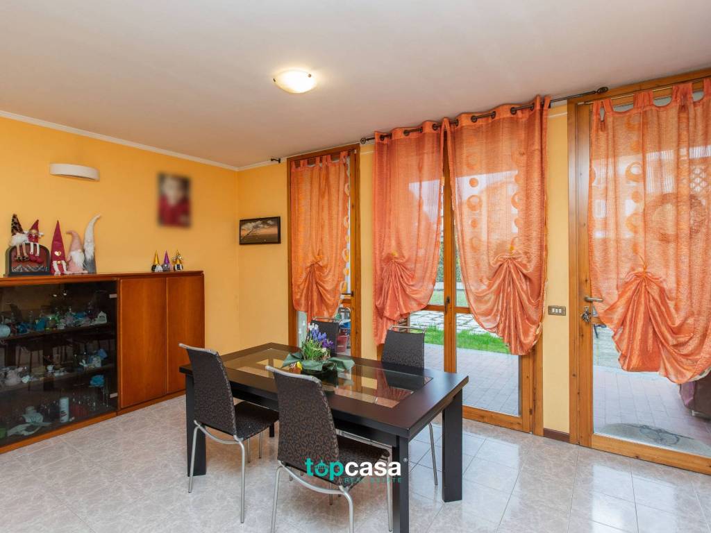 Villetta a schiera a Busto arsizio in Via Messina, 10 - Foto 5