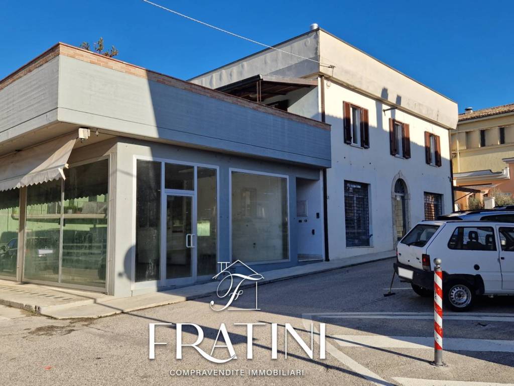Immobile a Ancarano in VIA MARCONI, 8 - Foto 2