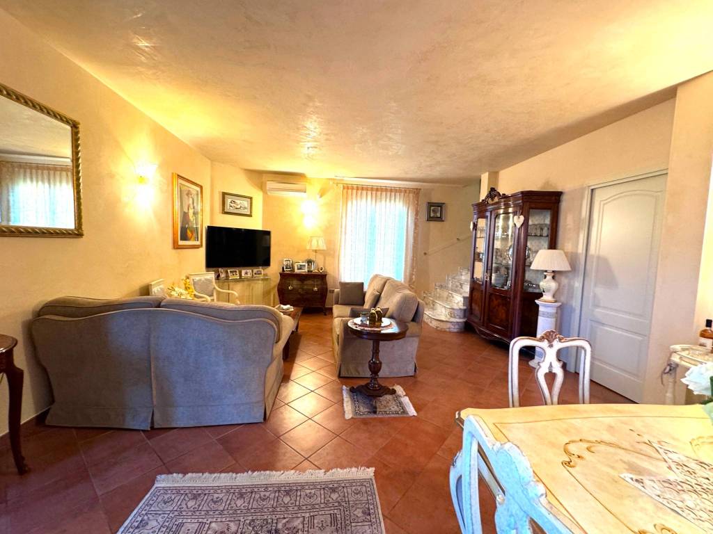 Villa a Pistoia in Via Vecchia Montalese - Foto 3