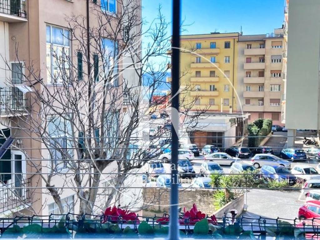 Appartamento a Savona in Via Luigi Cherubini - Foto 3