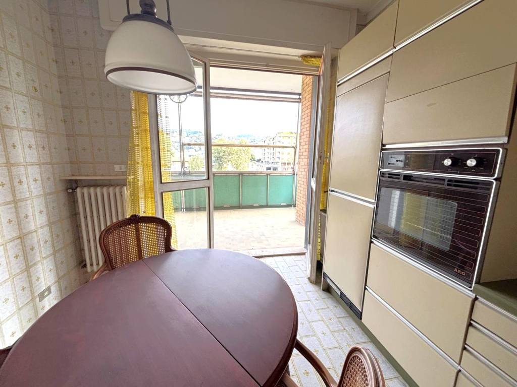 Appartamento a Imperia in Via Argine Destro F. Scajola, 95 - Foto 3