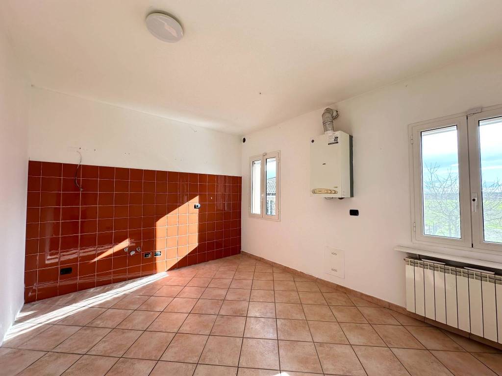 Appartamento a San felice sul panaro in Via Bassa, 112 - Foto 2